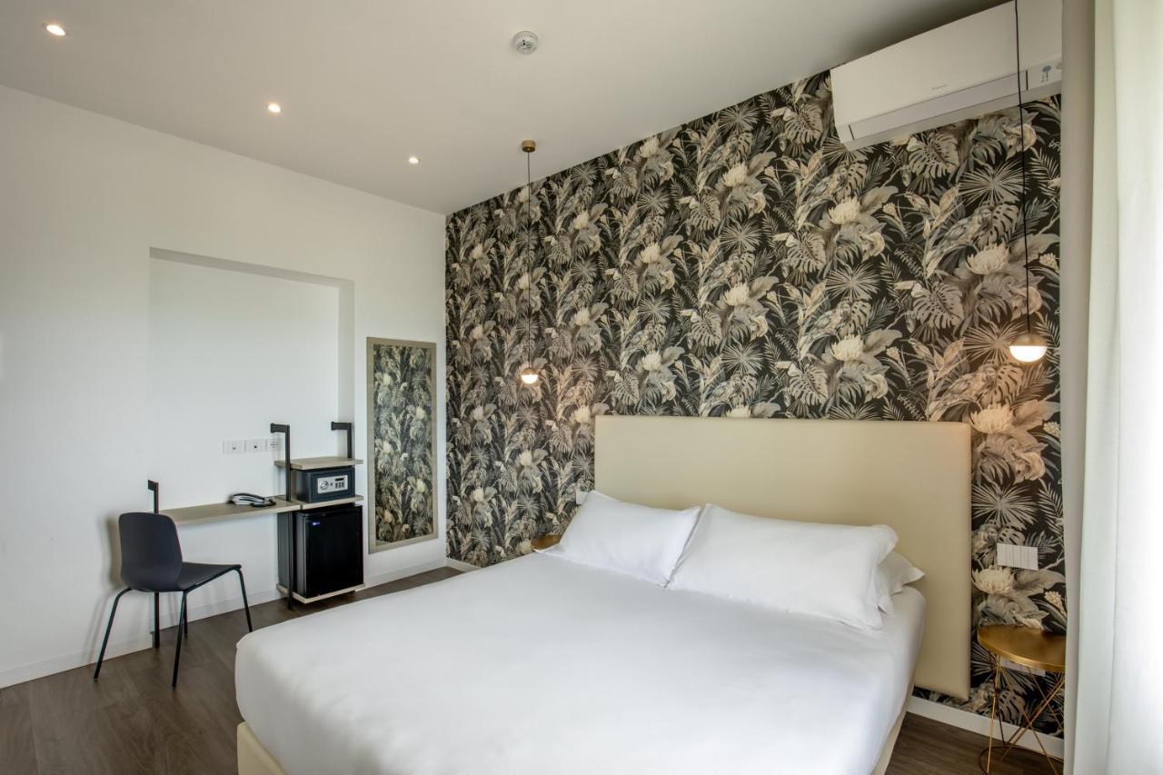 Hotel La Scaletta Lido di Ostia Ngoại thất bức ảnh