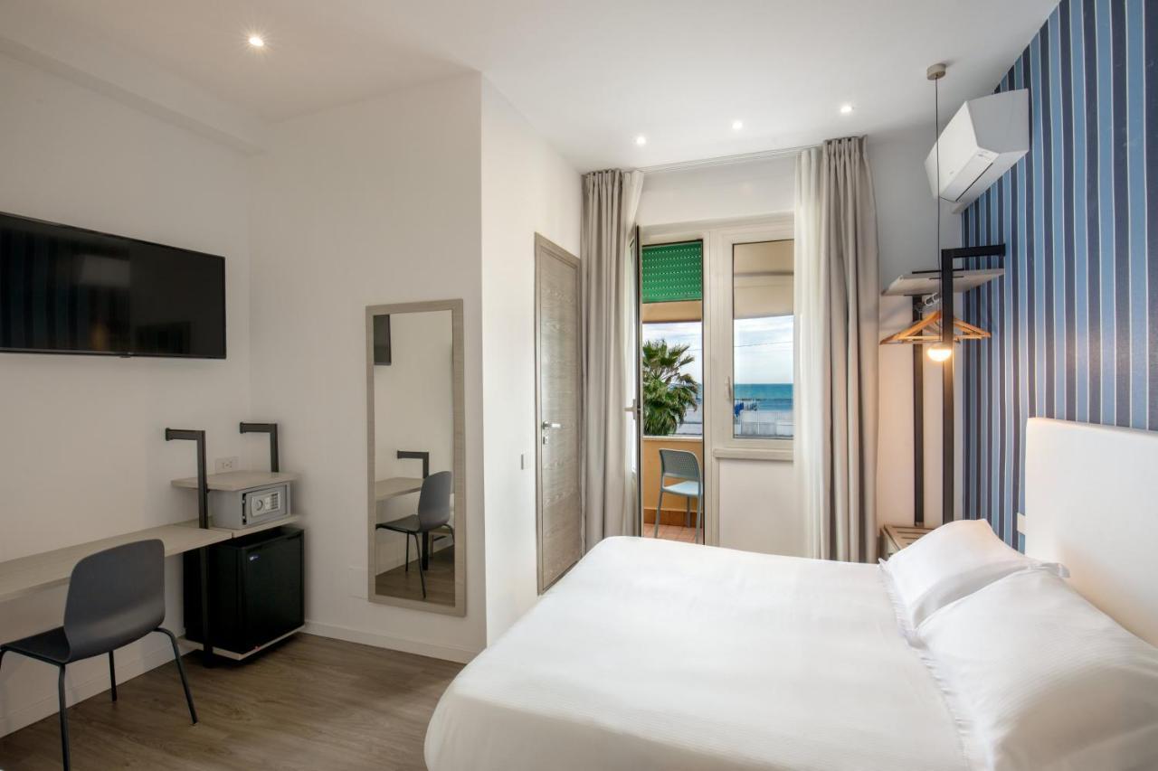 Hotel La Scaletta Lido di Ostia Ngoại thất bức ảnh