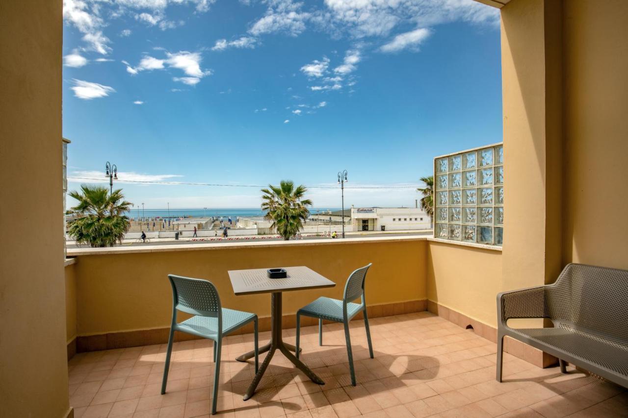 Hotel La Scaletta Lido di Ostia Ngoại thất bức ảnh