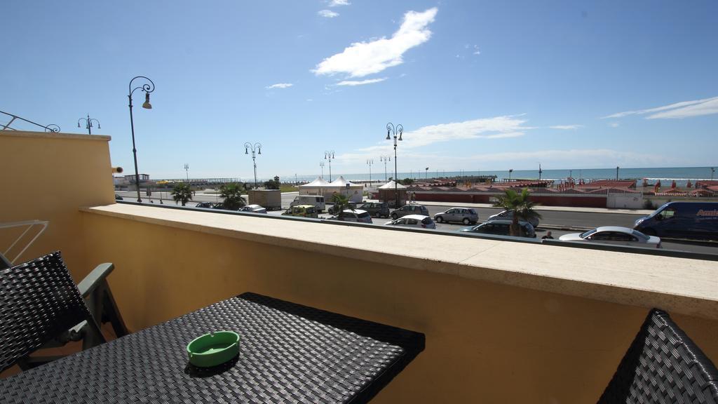Hotel La Scaletta Lido di Ostia Ngoại thất bức ảnh