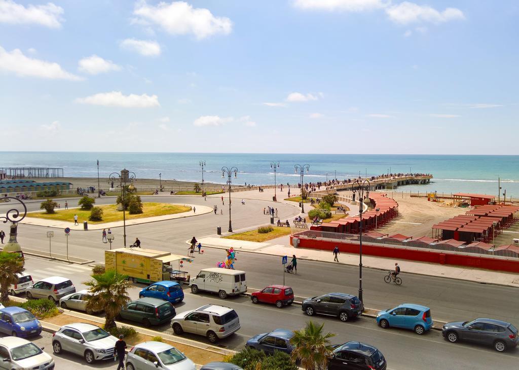 Hotel La Scaletta Lido di Ostia Ngoại thất bức ảnh