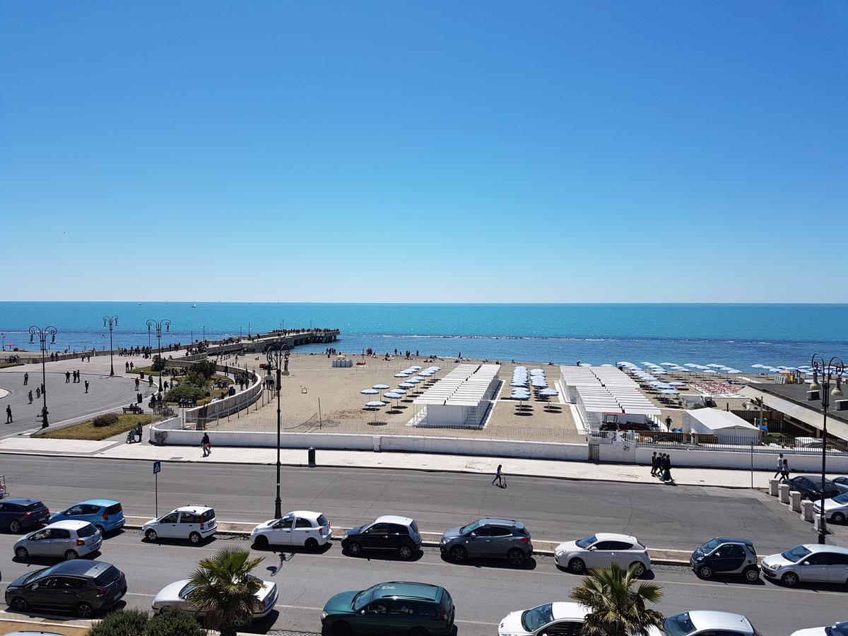 Hotel La Scaletta Lido di Ostia Ngoại thất bức ảnh